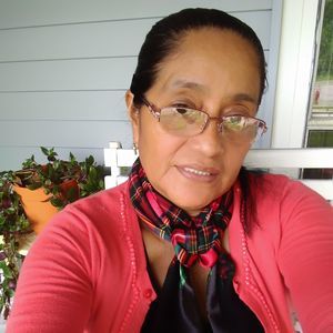 Meet your Posher, Imelda